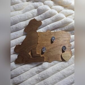 Wooden Dog  Wall Hook Rack in Warm Brown 7.5x 9 Hold Keys And Leash